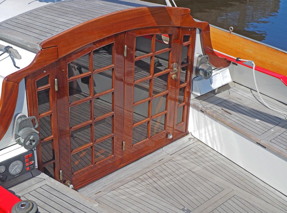 picture Deck equipment